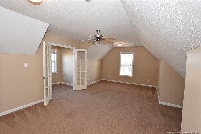 Building Photo - 60 Scranton Ct