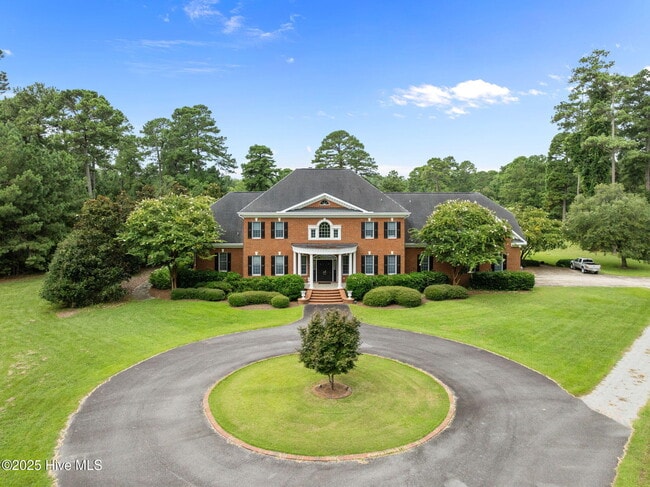 Primary Photo - 450 Cox Rd