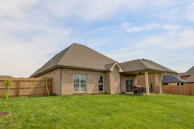 Building Photo - 428 Carson Bailey Court