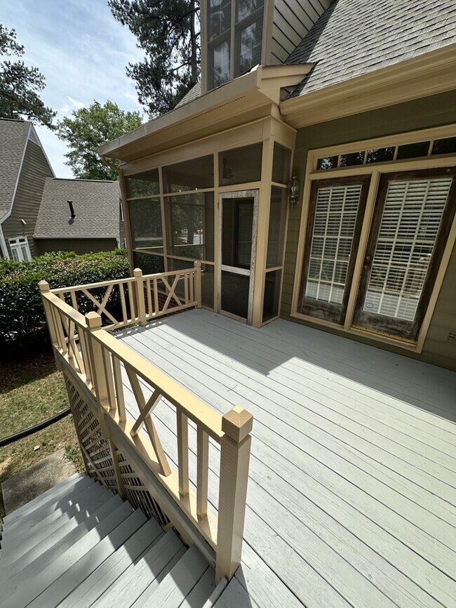 Building Photo - 609 Crabbery Ln