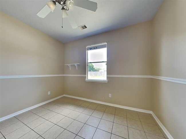 Building Photo - 15606 Mossy Park