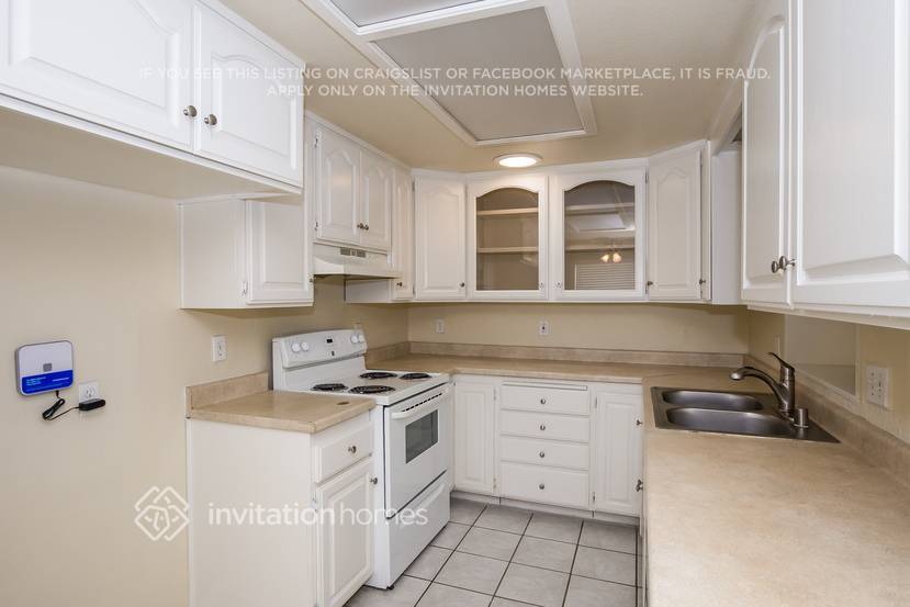 Building Photo - 7560 Circuit Dr