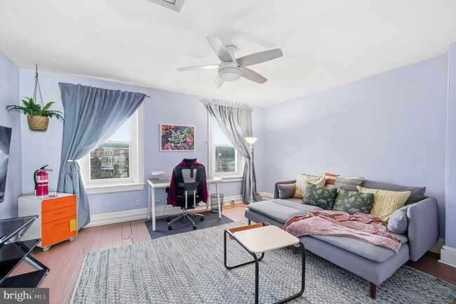 Building Photo - 346 E Union St