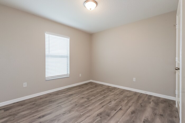Building Photo - 8308 Silverbell Loop