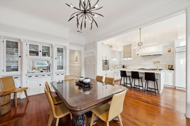 Building Photo - 1809 Page St