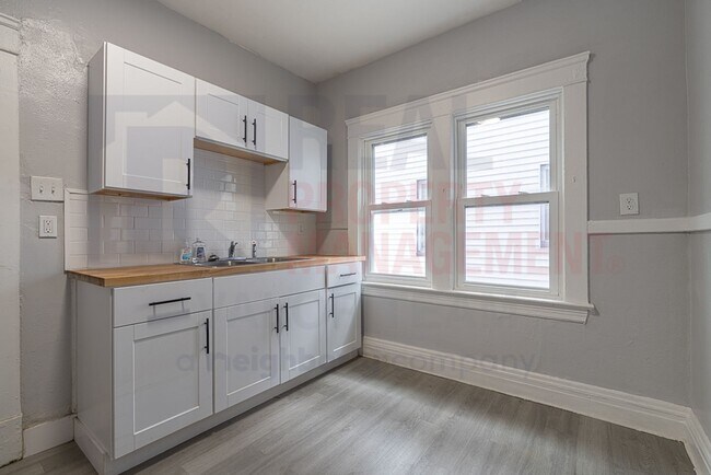 Building Photo - 3473 E 118th St