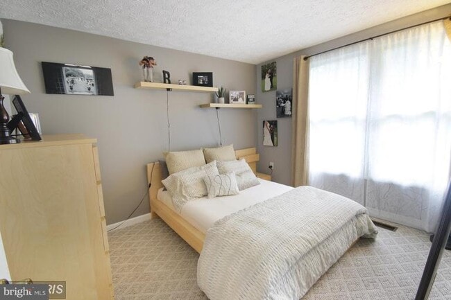 Building Photo - 7706 Havenside Terrace