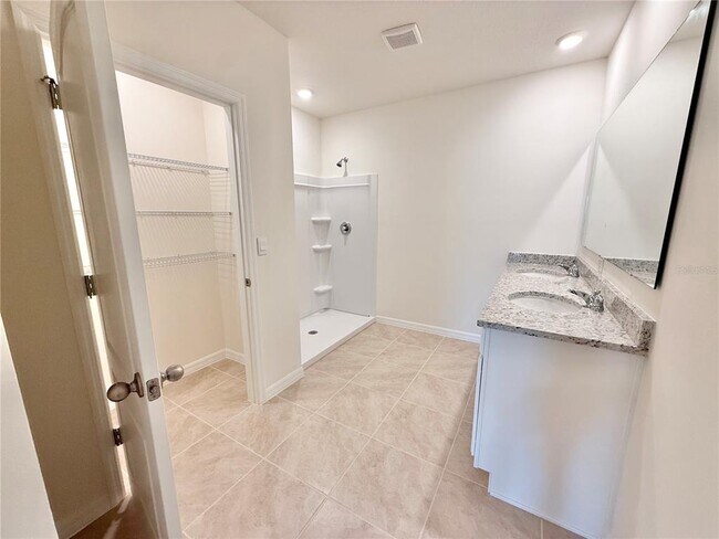 Building Photo - 5067 Tana Ter