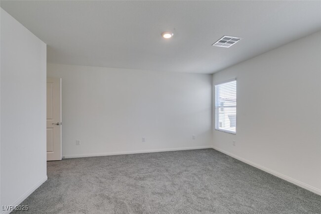 Building Photo - 2646 Snapdragon Fls Ave