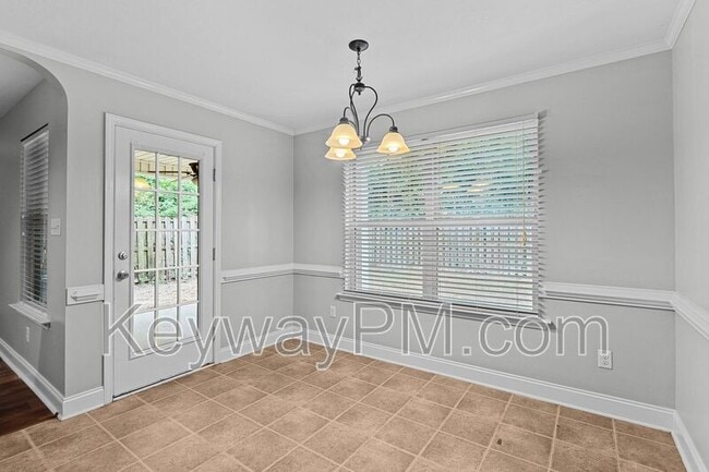 Building Photo - 1132 Sierra Ln