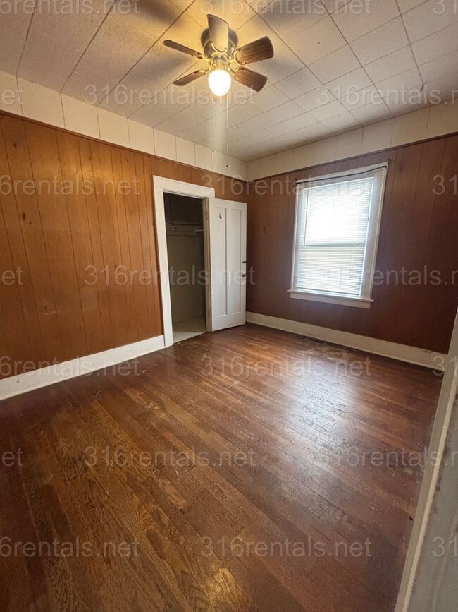 Building Photo - 510 N Taylor St