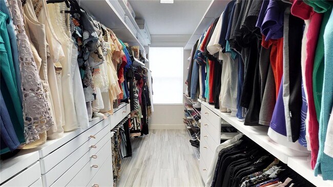 Building Photo - 6160 Hamlin Reserve Blvd