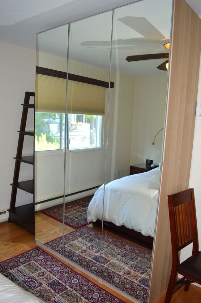 Building Photo - 6-MONTH LEASE TERM-Furnished 1 Bedroom Sau...