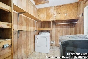 Building Photo - 4043 Tropical Dr