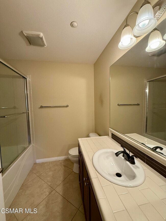 Building Photo - 1574 Silver Shadow Dr