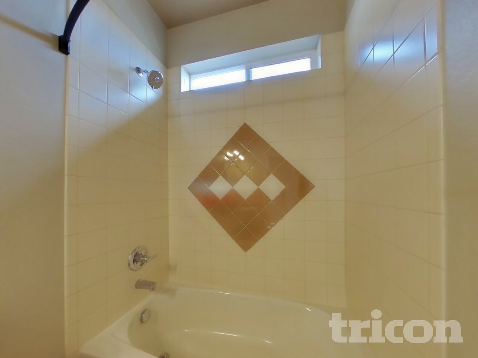 Building Photo - 1910 Mahogany Way