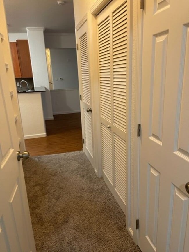 Building Photo - Condo for Rent – Antelope, CA