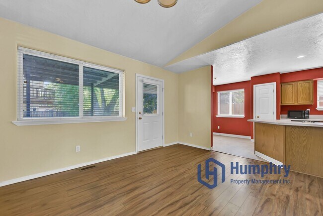 Building Photo - Charming home in Meridian