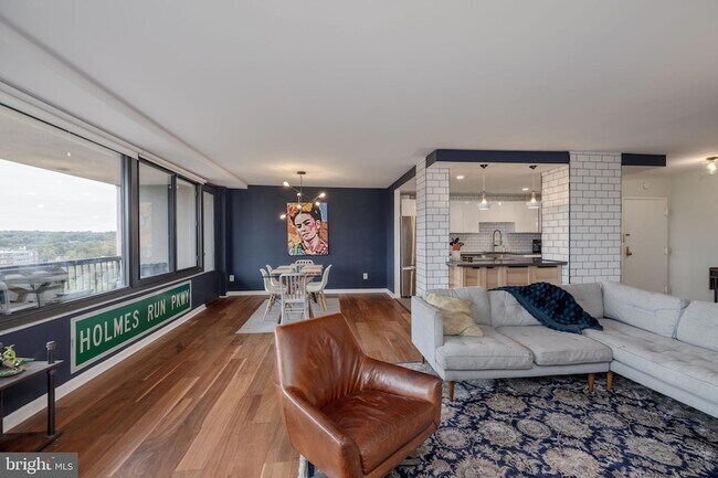 Building Photo - 5500 Holmes Run Pkwy