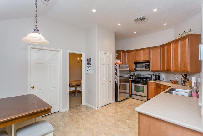 Building Photo - 3122 Mustang Meadow Ln