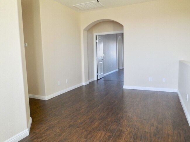Building Photo - Spacious House w/Tons of Storage,Tile & Wo...