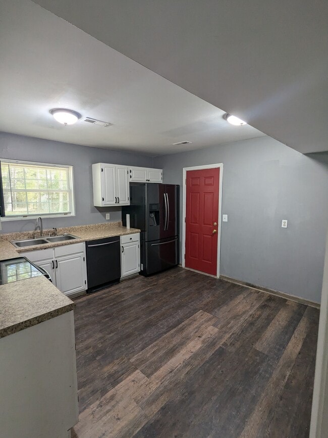 Building Photo - 12 Admiral Ct