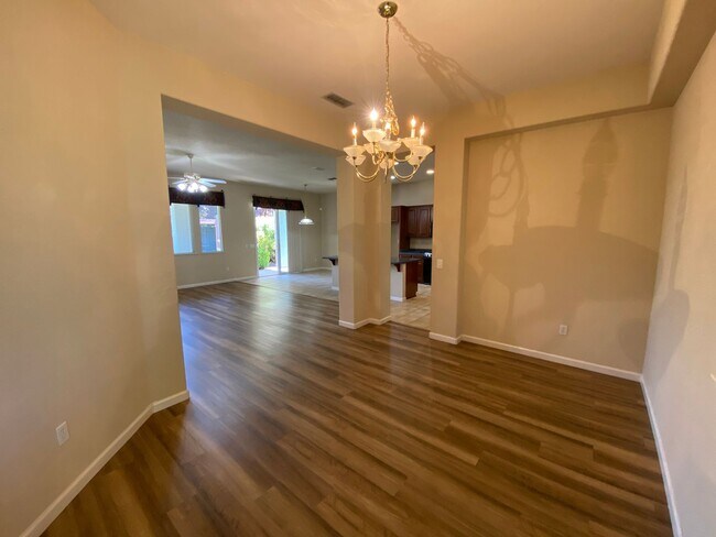 Building Photo - Beautiful 55+ Home in Heritage Lakeside