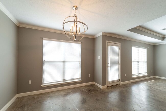 Building Photo - 1315 Alex St