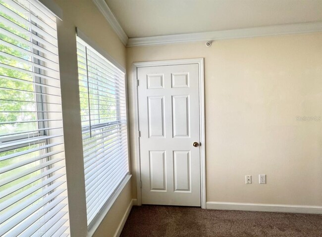Building Photo - 18469 Bridle Club Dr