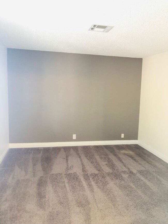 Building Photo - Desert Shores|Las Vegas 1 bedroom condo fo...