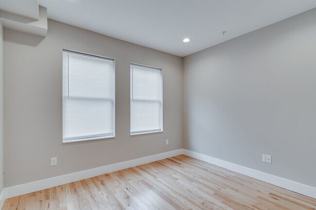 Building Photo - 1436 N Corlies St