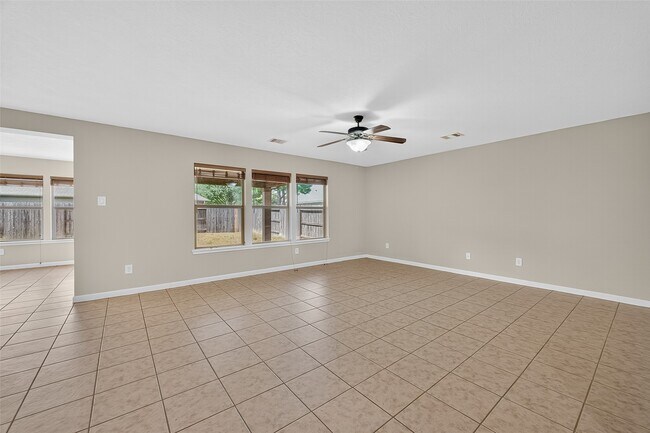 Building Photo - 16506 Lanesborough Dr