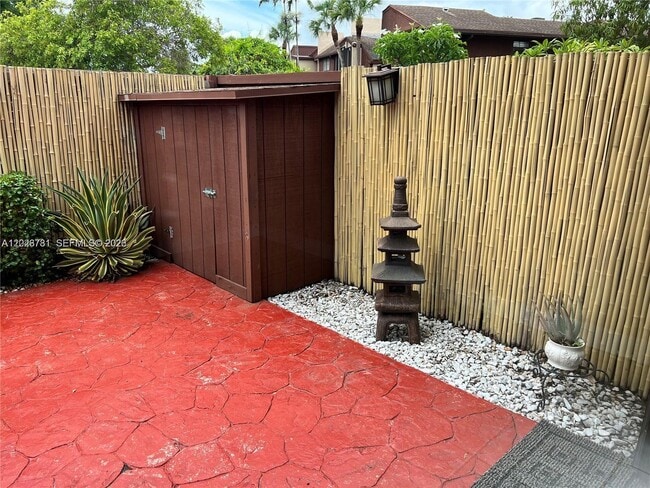 Building Photo - 6251 SW 116th Pl