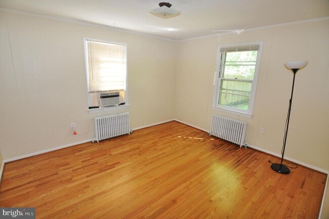 Building Photo - 204 Bellview Ave