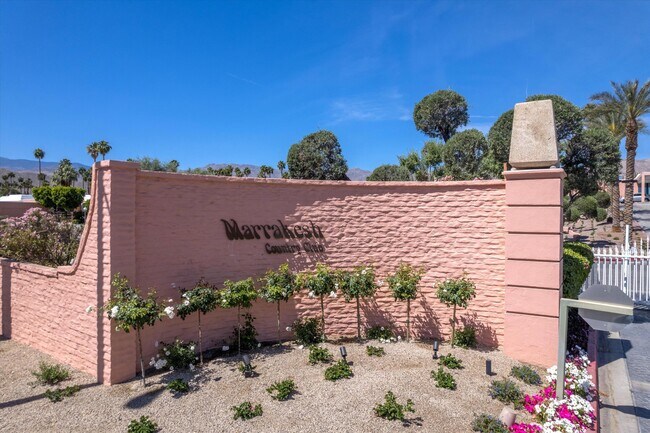 Building Photo - 47432 Medina Dr W