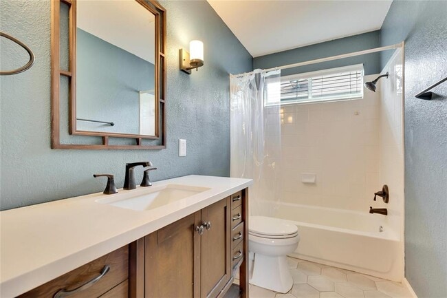 Building Photo - 2212 Melissa Oaks Ln