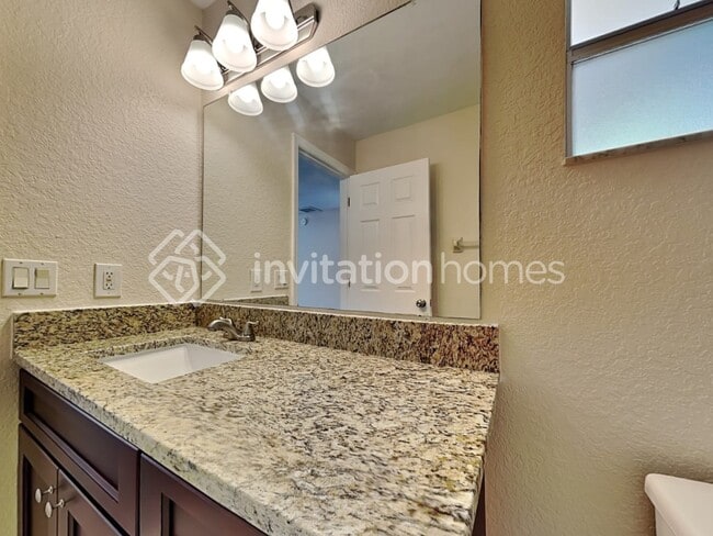 Building Photo - 518 Stephenson Ave