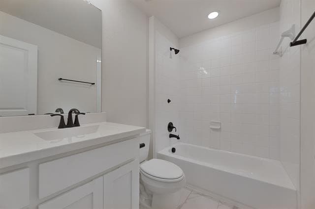 Building Photo - 545 Goose Lake Dr