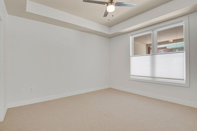 Building Photo - Modern First-Floor Condo at the Peloton - Boulder