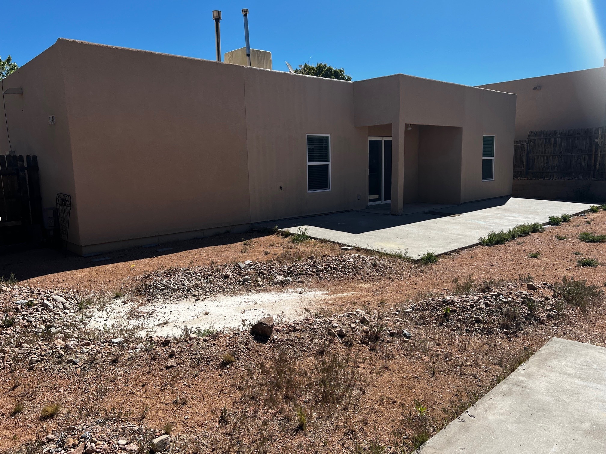 Building Photo - 4512 Solecito Loop