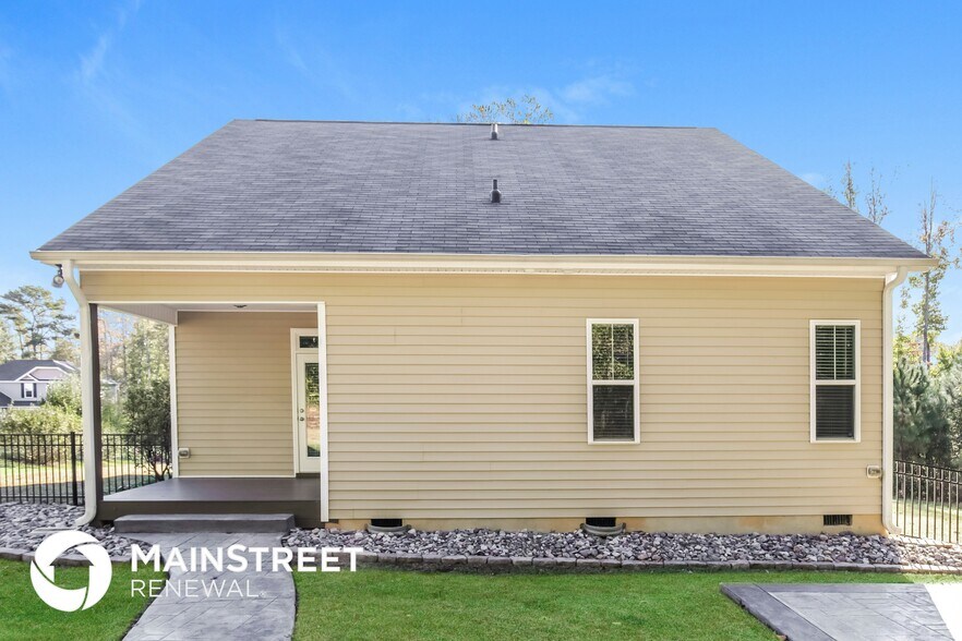 Building Photo - 190 Alcock Ln