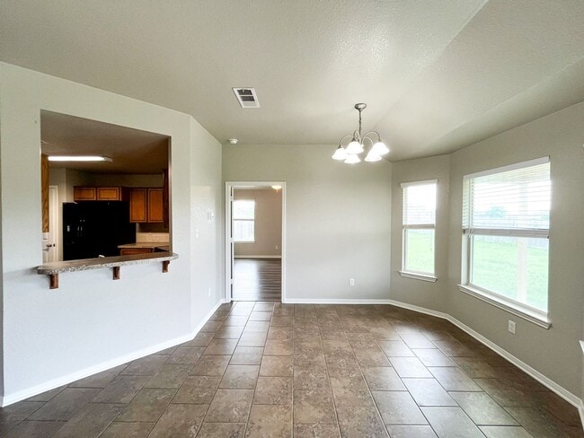 Building Photo - Available NOW!!!! This Beautiful 1 story, 4 Bedroom, 2 bath home in Killeen has a lot to offer!  ...