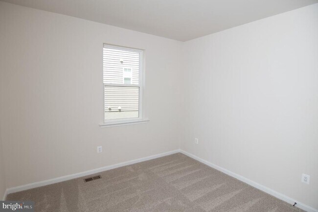 Building Photo - 35535 Aspen Wy