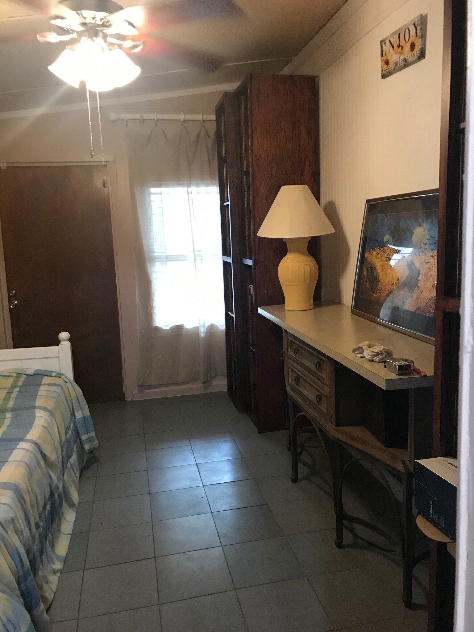Bedroom 2 twin w trundle. - 3000 Clarcona Road