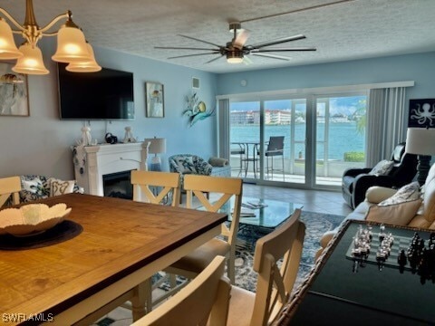 Building Photo - 60 W Pelican St