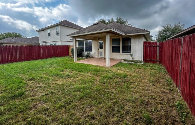 Building Photo - Clean 2/2 in Austin Colony