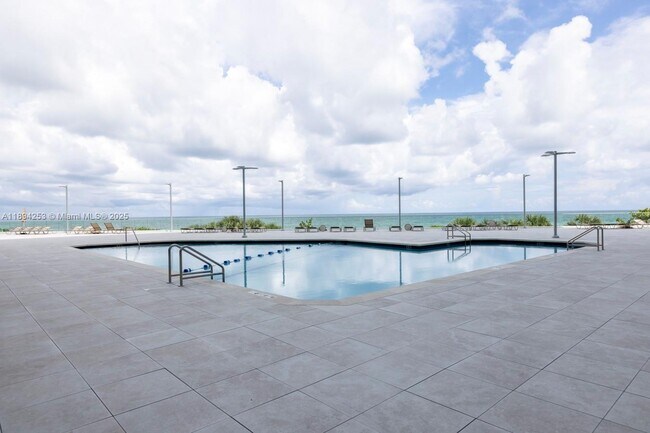 Building Photo - 7135 Collins Ave
