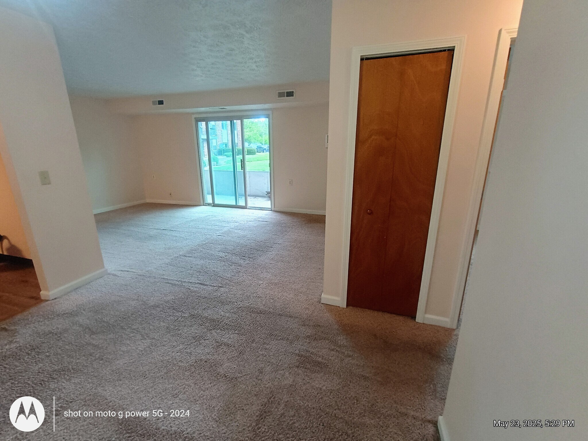 Dining area to living rm - 5240 Emil Ave SW
