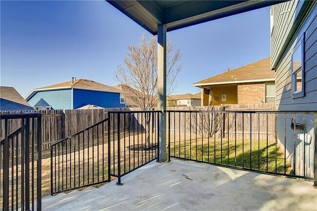 Building Photo - 10920 Worn Sole Dr