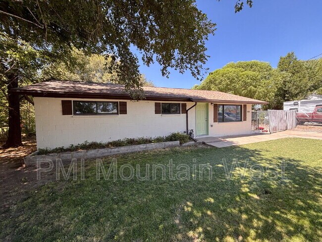 Building Photo - 1356 S 1000 W